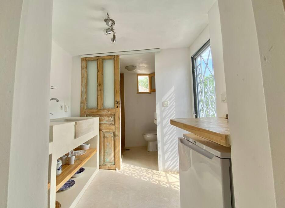 Stylish Vathy Studio With Sea View Exterior photo